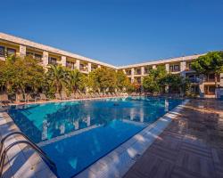 Iris Hotel & Spa