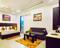 Hotel Sky Rich International - 05 Mins from Karol Bagh Metro Station