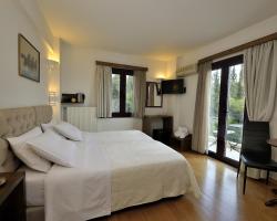 Dryades & Orion Hotel