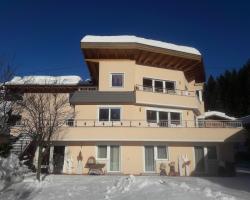Apart la Montagnia