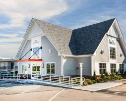 Howard Johnson by Wyndham Middletown Newport Area