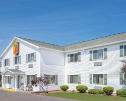 Super 8 by Wyndham Canandaigua