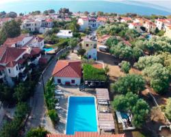 Magda Studios & Apartments