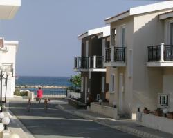 Philippou Beach Villas & Apartments
