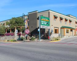 Creston Hotel & Suites