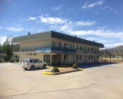 Travelodge by Wyndham Raton