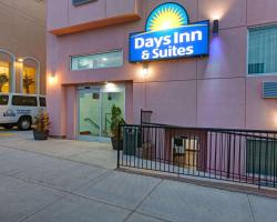 Days Inn & Suites by Wyndham Ozone Park/JFK Airport