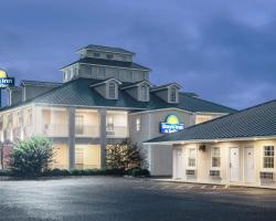 Days Inn by Wyndham Trumann AR