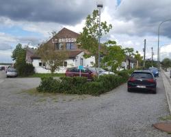 Le Brisson Hotton