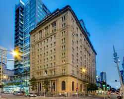 MacArthur Chambers