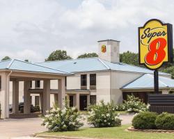 Super 8 by Wyndham Indianola