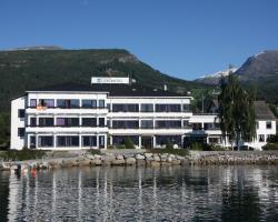 Innvik Fjordhotell