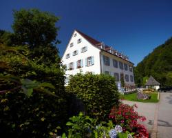 Hotel Hofgut Sternen - Wohnen in Kunst und Kultur