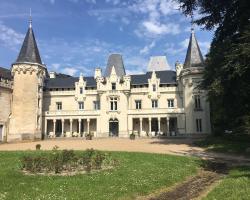 Château de Salvert - Appartement & Chambre d'Hôtes