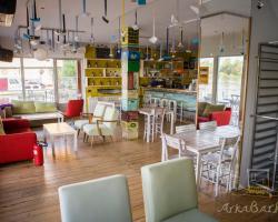 ArkaBarka Floating Hostel