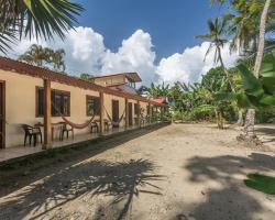 Yucca Beachfront Hotel