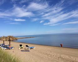 Les Chalets De La Plage