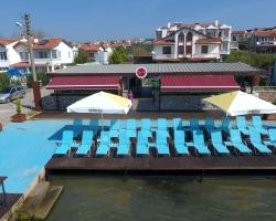 Ezer Hotel