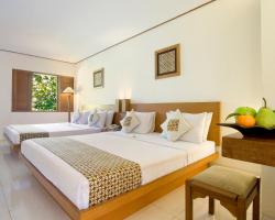 Nyiur Indah Beach Hotel