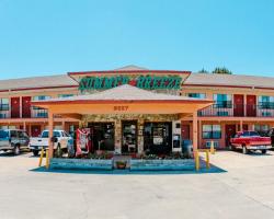 Summer Breeze Motel