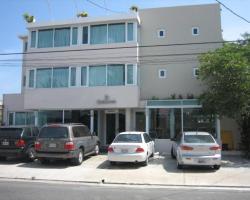 Oceana Hostal Playero