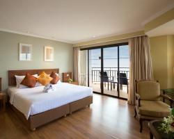 The Imperial Hua Hin Beach Resort