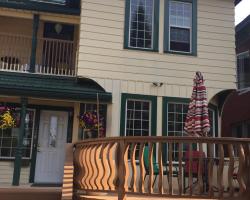 Ellis House Bed & Breakfast