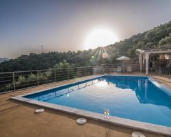 Aksos Suites Accessible Accommodation