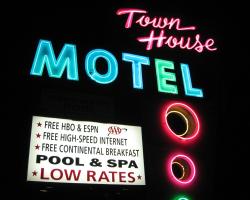 Town House Motel