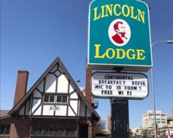 The Lincoln Lodge Urbana