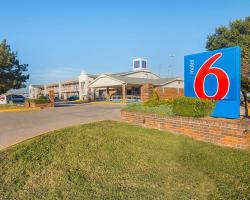 Motel 6-Lawton, OK