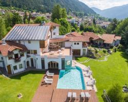 Castelir Suite Hotel