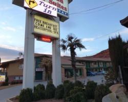 Coronada Inn & Suites