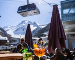 Hôtel Alpina - Swiss Ski & Bike Lodge Grimentz