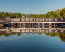 Boat Hotel De Barge