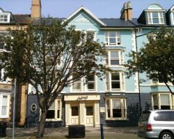 Harry's Hotel & Restaurant