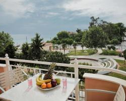Hotel Epavli