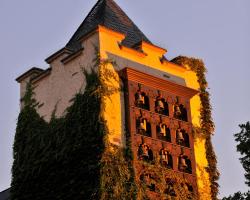 Breuer's Rüdesheimer Schloss