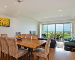 Adelaide Beaches Holiday Villas