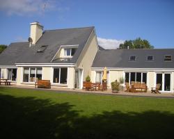 Camillaun Lodge with Lough Corrib Boat Hire