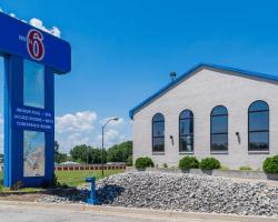 Motel 6-Richmond, IN