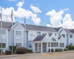 Microtel Inn & Suites by Wyndham Broken Bow