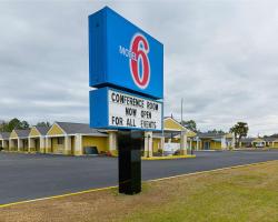 Motel 6 Enterprise Al