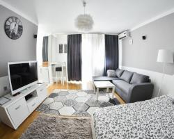 Madea Apartment 35