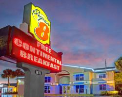 Super 8 by Wyndham Kissimmee