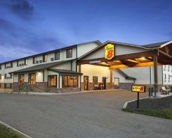 Super 8 by Wyndham Bozeman