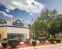 Days Inn by Wyndham Portage