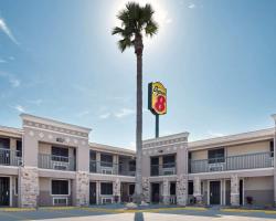 Super 8 by Wyndham McAllen-Downtown-Airport-LA Plaza Mall