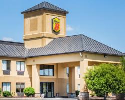 Super 8 by Wyndham Piedmont Greenville Area