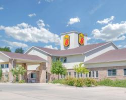 Super 8 by Wyndham Cedar Falls